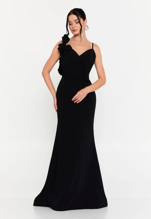 European Luxury Fashion – Elegant Premium Occasion Wear