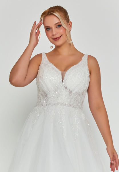 Sleeveless Maxi Tulle Plus Size Wedding Dress